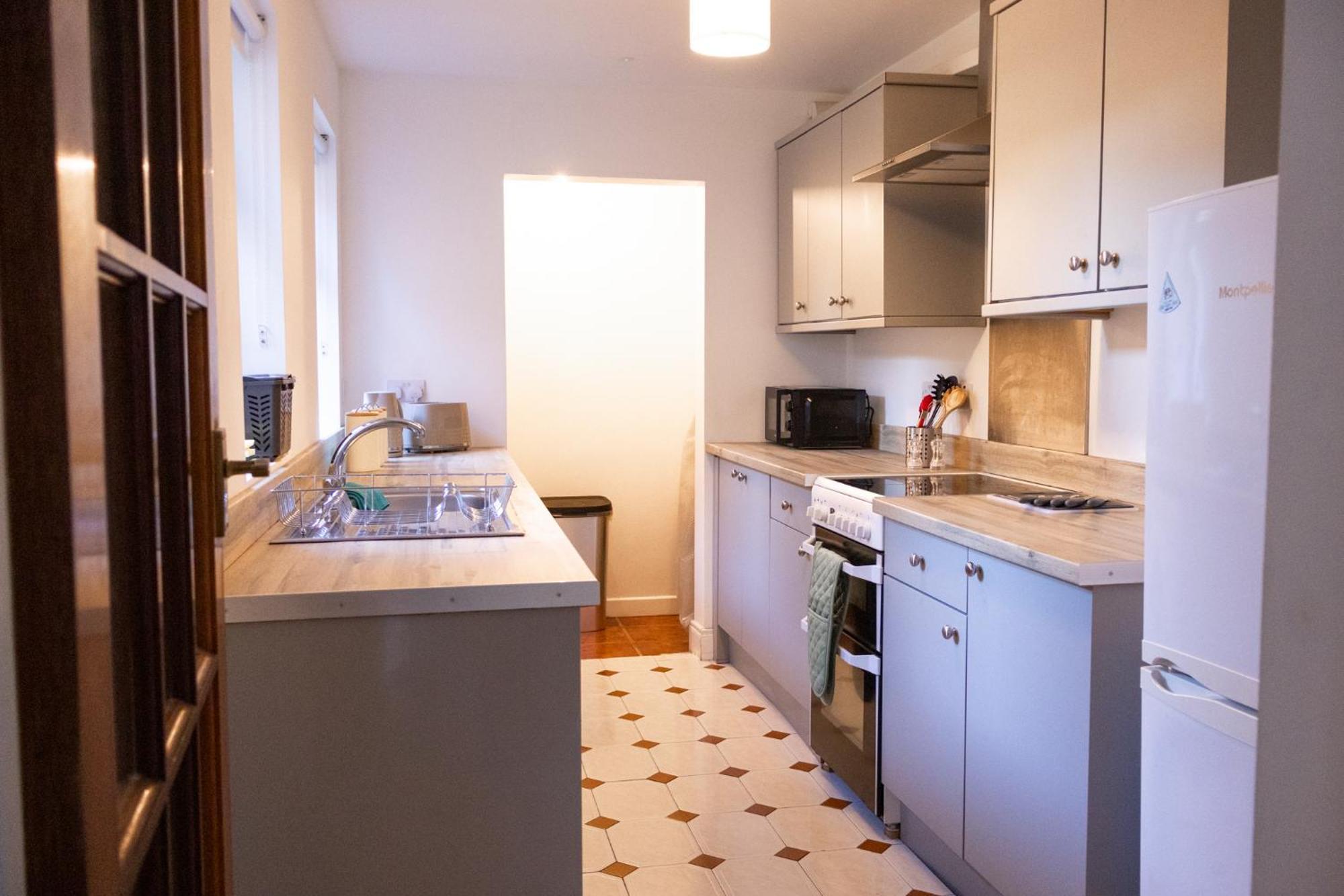 Victoria Road Guesthouse 贝尔法斯特 外观 照片